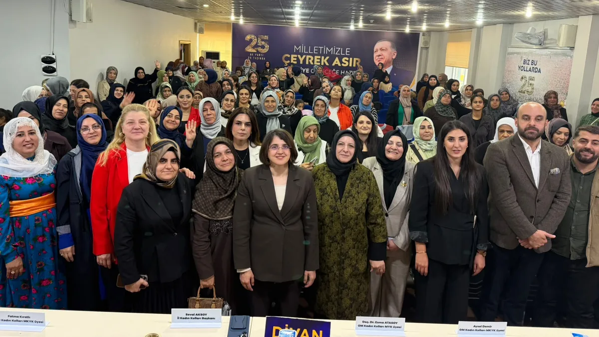 KADIN KOLLARINDAN İSTİŞARE TOPLANTISI