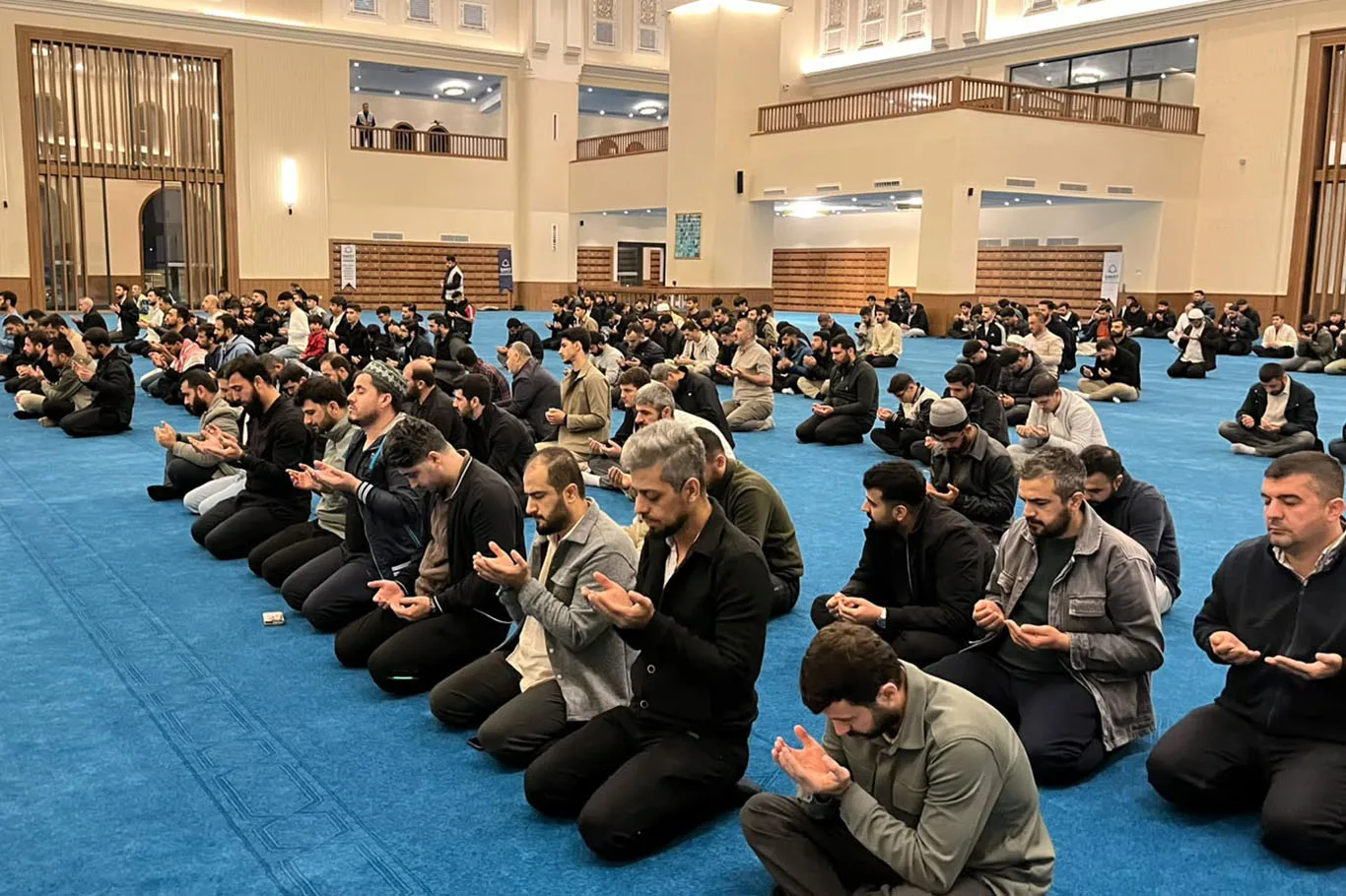 "KIYAMDAYIZ" PROGRAMINDA FİLİSTİNLİ MAZLUMLAR İÇİN DUALAR EDİLDİ