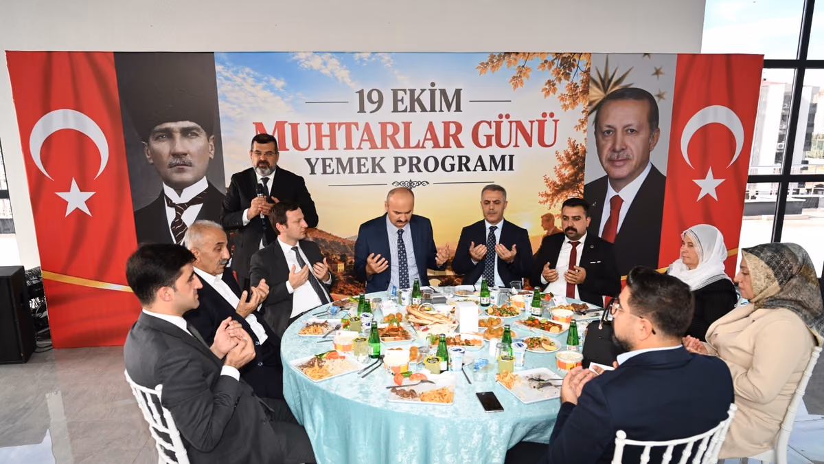 MUHTARLAR GÜNÜ COŞKUYLA KUTLANDI