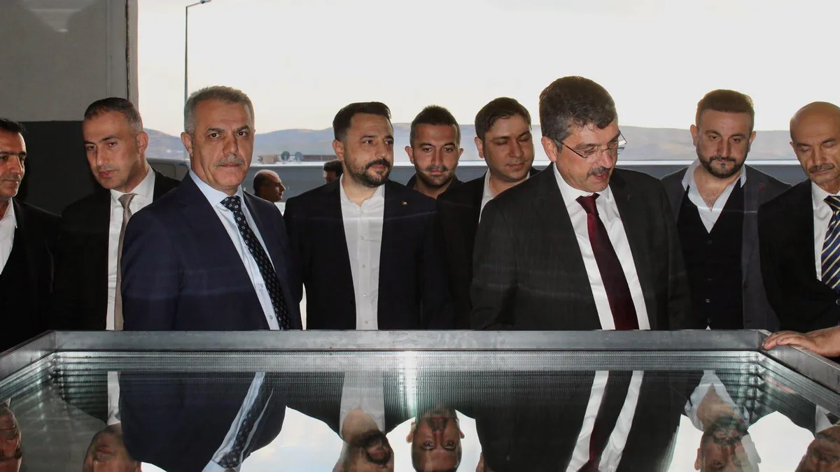 NASIROĞLU VE ŞANSİ OSB’DE SANAYİCİLERLE BULUŞTU