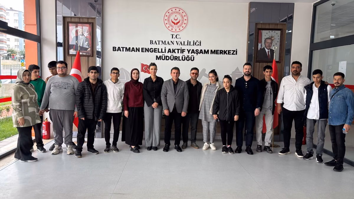 ÖZEL ÖĞRENCİLERDEN ANLAMLI ZİYARET