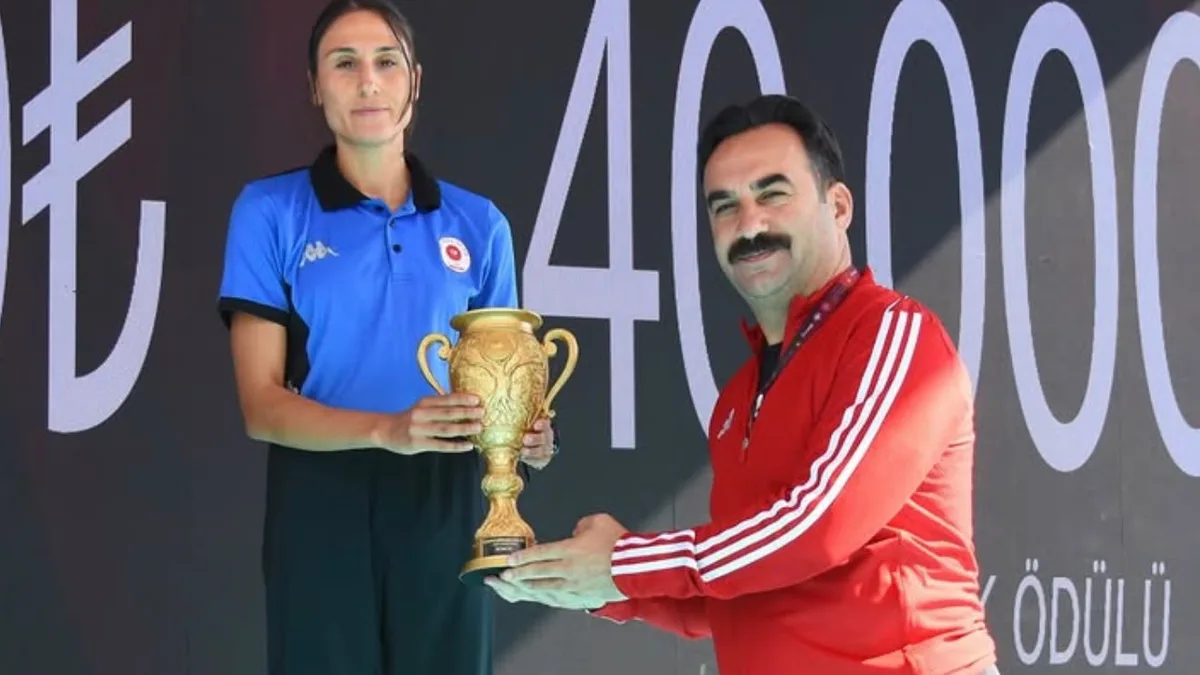 RUKEN TEK’TEN GURURLANDIRAN BAŞARI