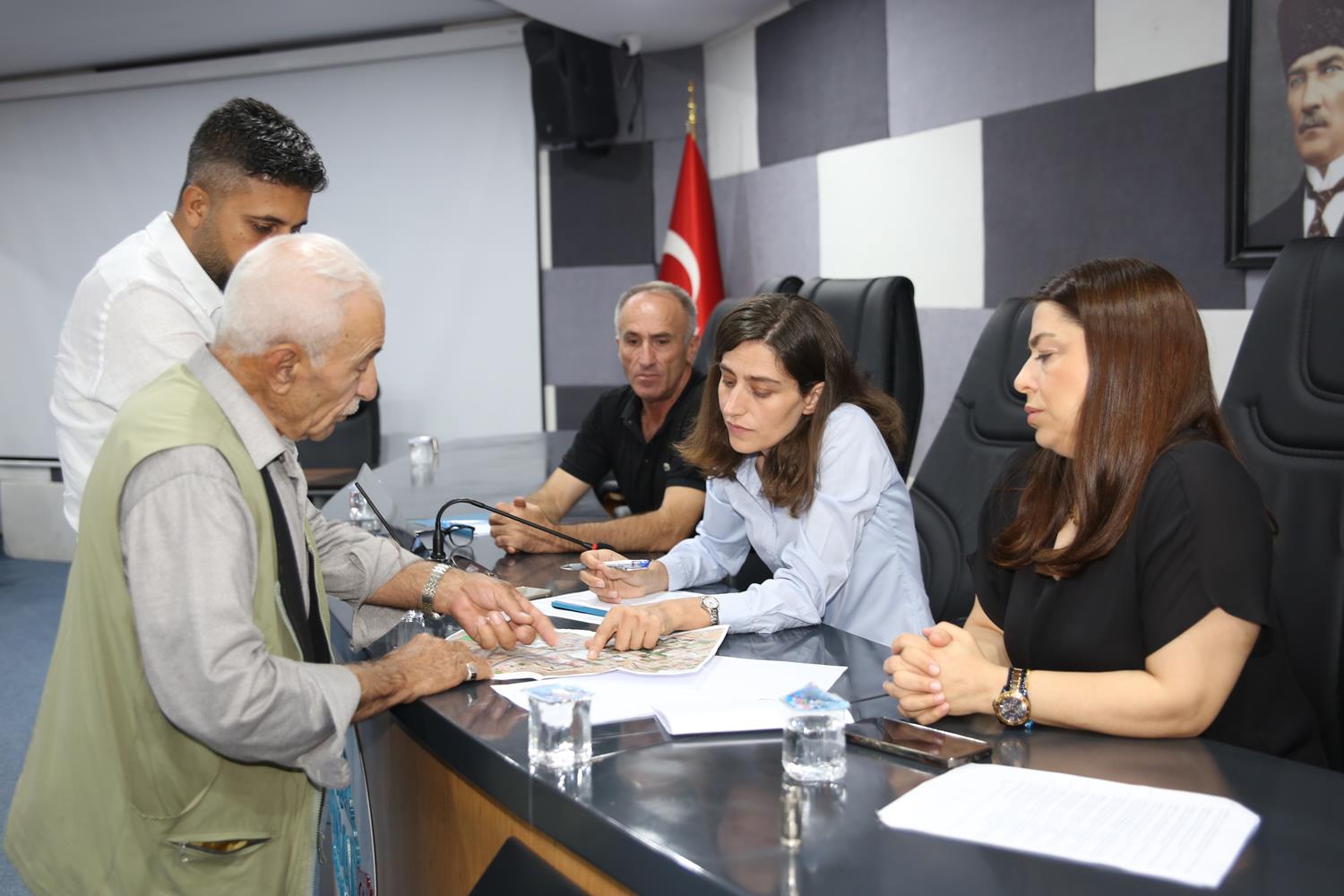 BELEDİYE HALK BULUŞMASINDA SORUNLAR DİNLENDİ