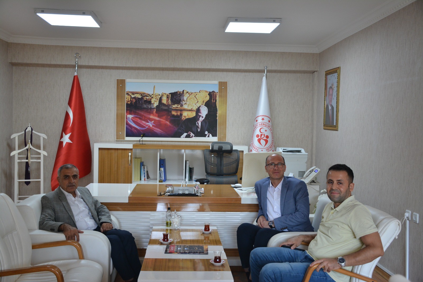 DAİRE BAŞKANI NİSAN AVAN, BATMAN’DAYDI