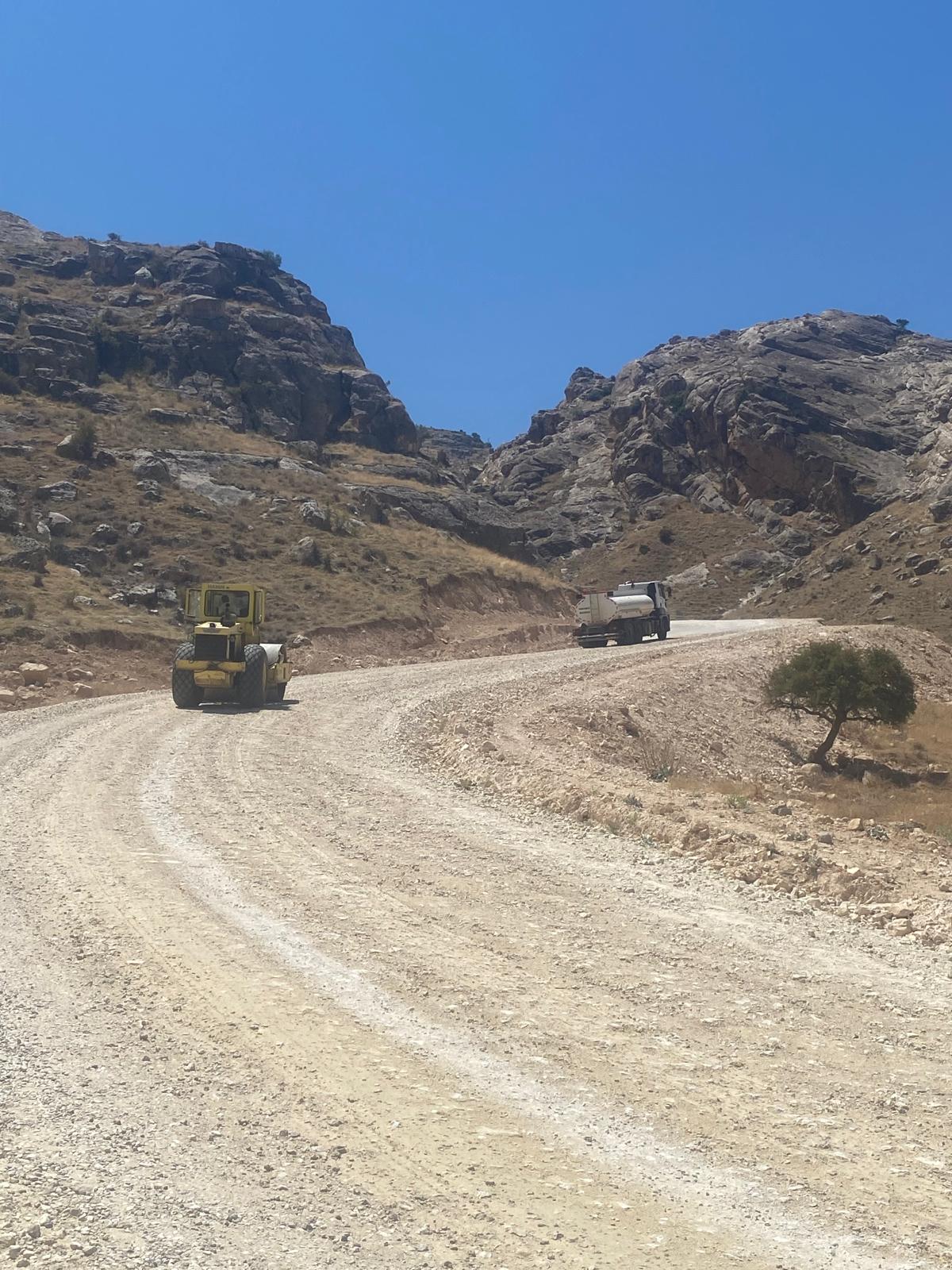 HASANKEYF’TE YOL TESVİYE ÇALIŞMALARI TAMAMLANDI