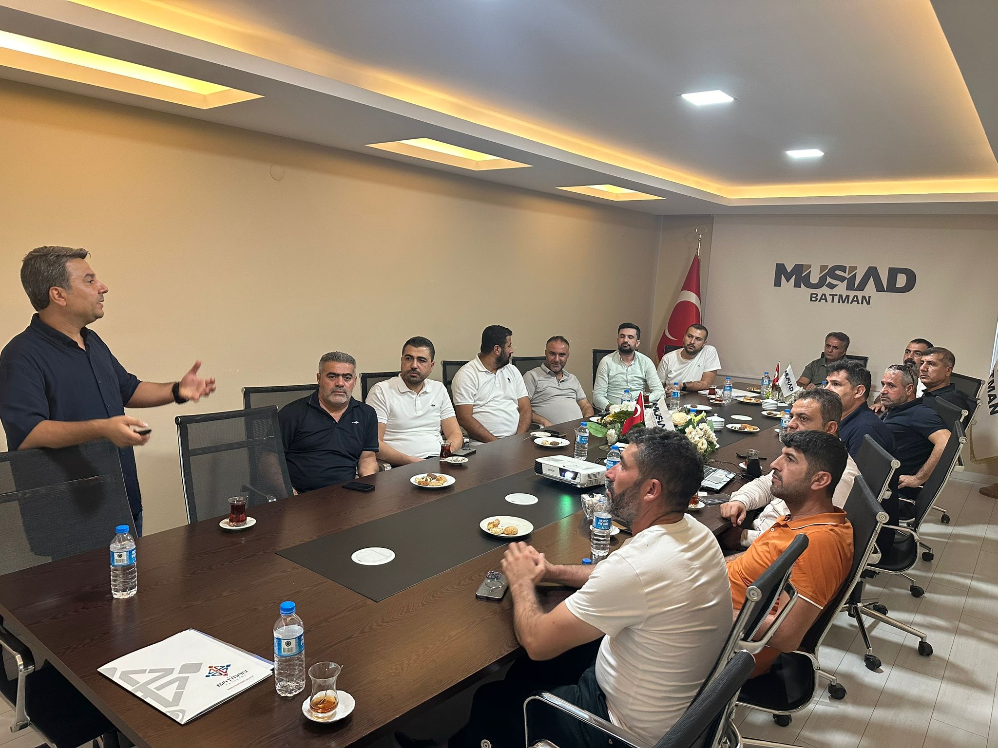 MÜSİAD’DAN MODERN SERACILIK BİLGİLENDİRME TOPLANTISI