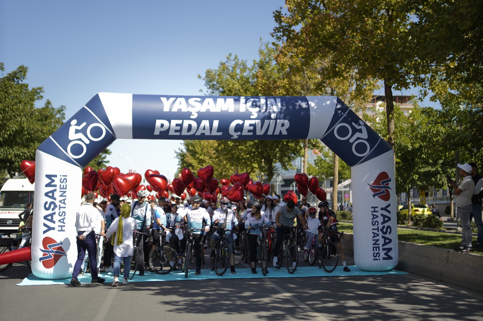 “YAŞAM İÇİN PEDAL ÇEVİR” ETKİNLİĞİ YOĞUN KATILIMLA GERÇEKLEŞTİ!