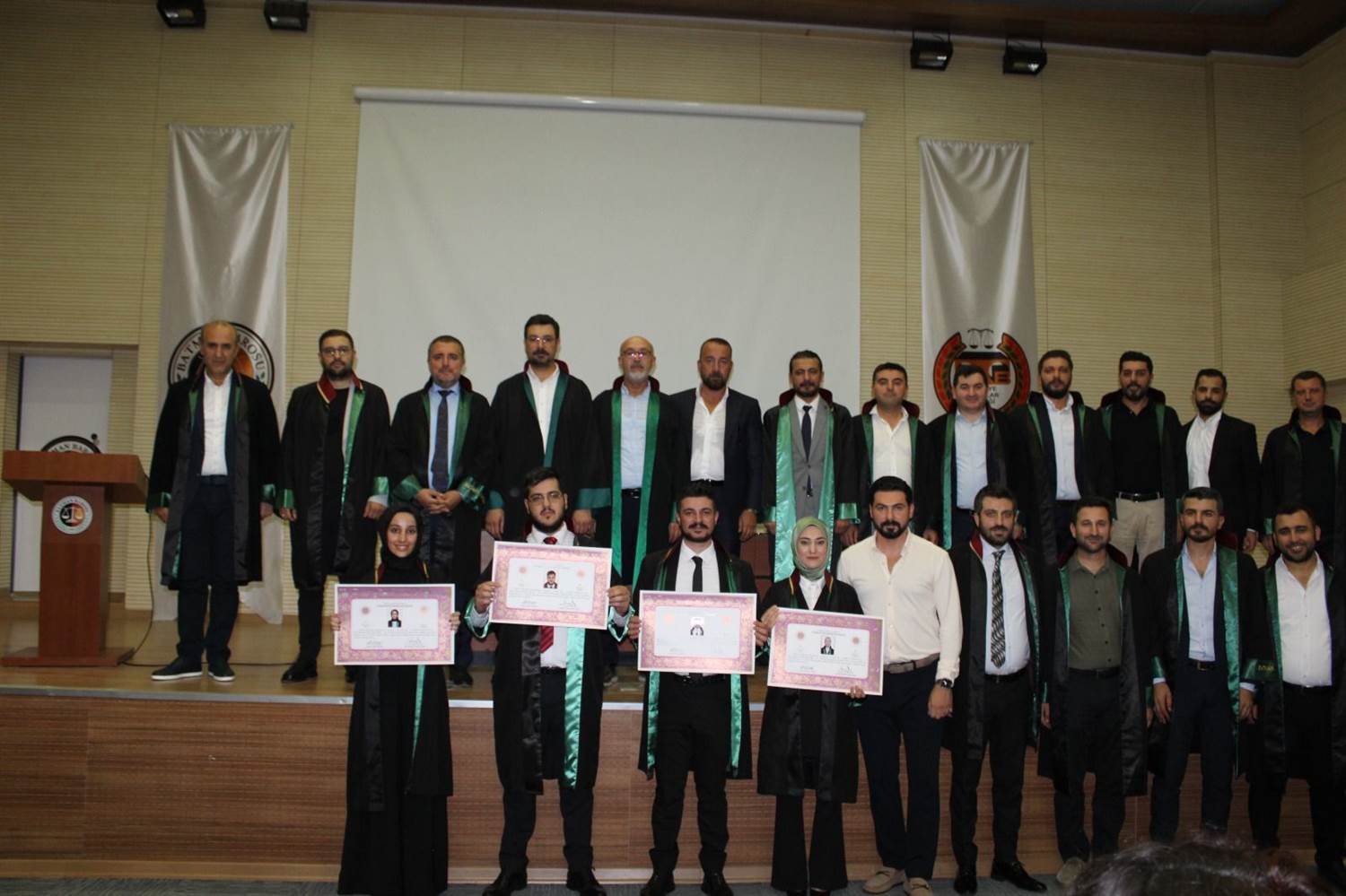 BATMAN BAROSU’NDA YENİ AVUKATLAR YEMİN ETTİ