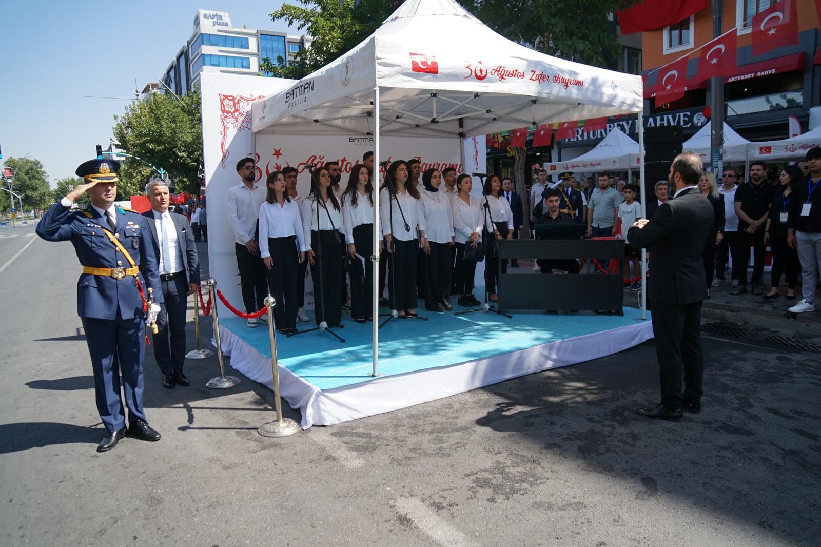 ÇOK SESLİ KORODAN 30 AĞUSTOS ZAFER BAYRAMI KONSERİ