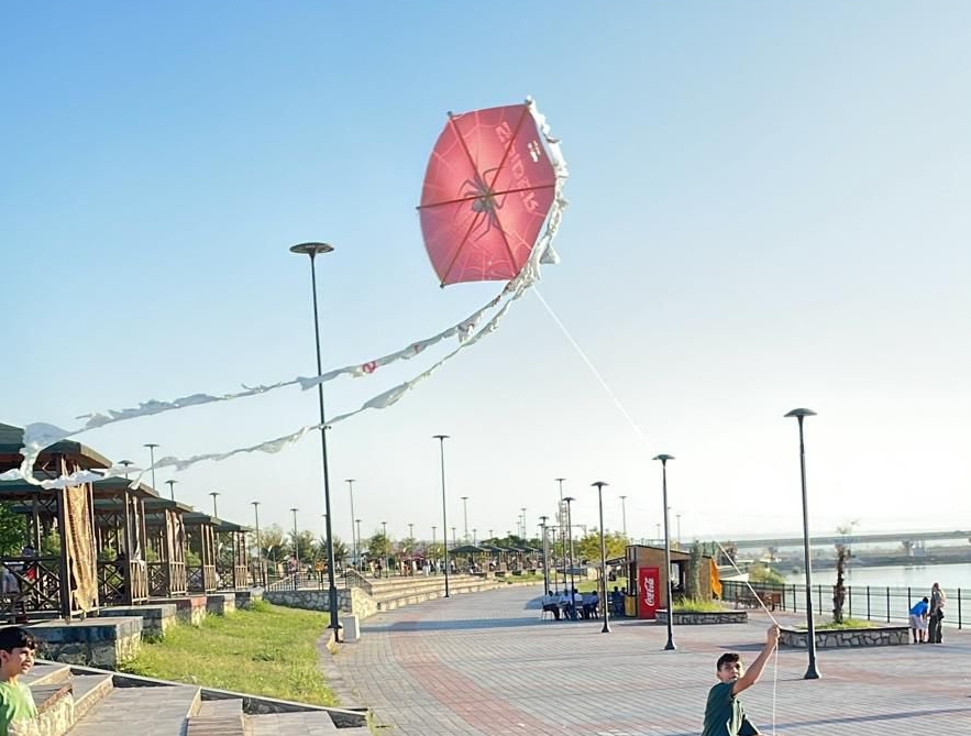 ÇOCUK HAKLARI KOMİTESİ’NDEN UÇURTMA ŞENLİĞİ VE FARKINDALIK ETKİNLİĞİ