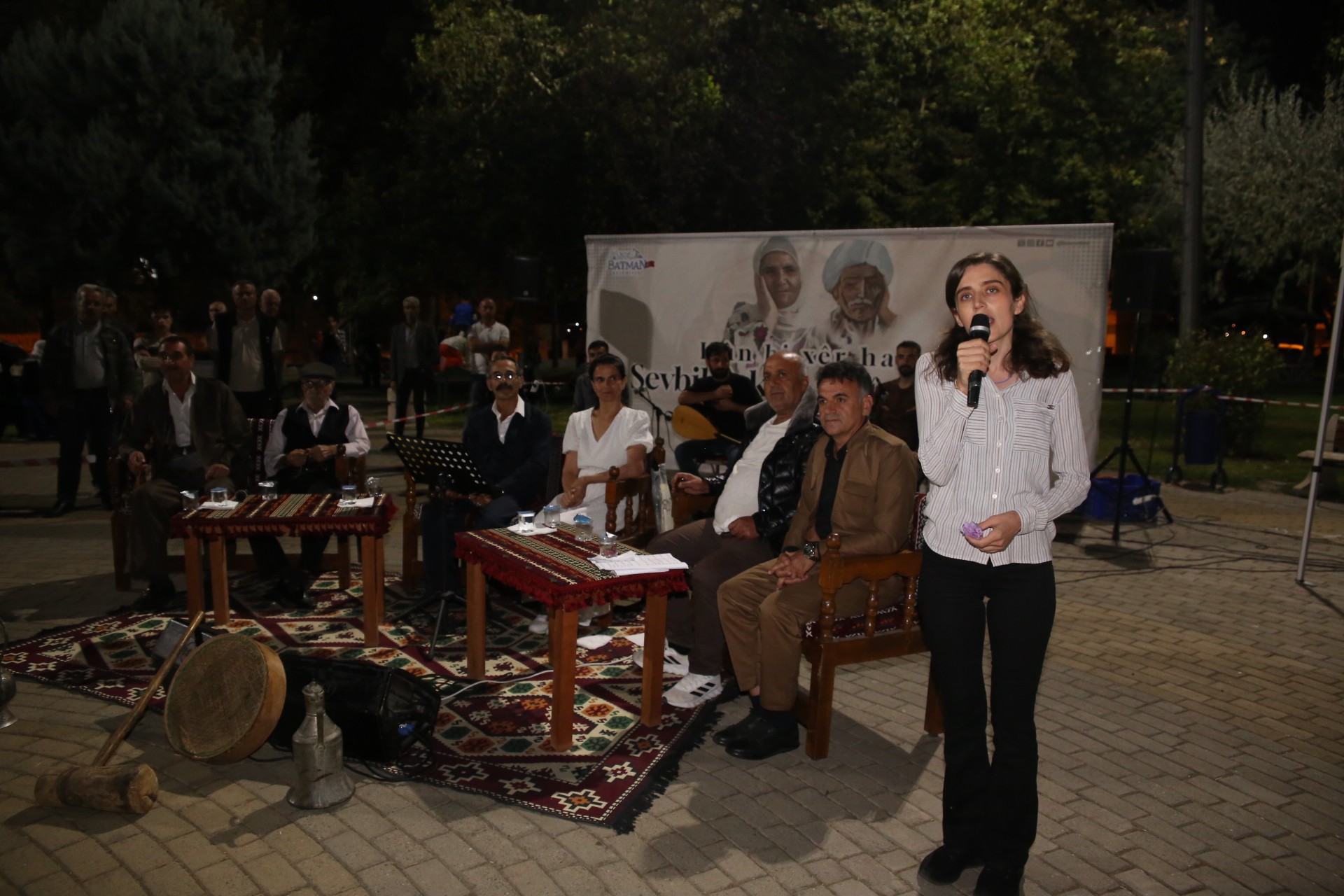 “DENGBÊJLİK VAR OLDUĞU SÜRECE, KÜRT TARİHİ, DİLİ VE SANATI YAŞAYACAKTIR”