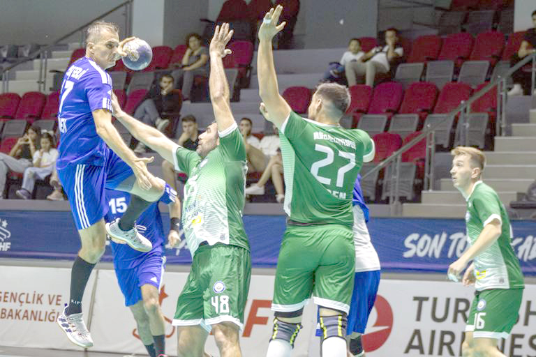 DEPSAŞ ENERJİ HENTBOL TAKIMI GALİBİYET SERİSİNİ SÜRDÜRÜYOR