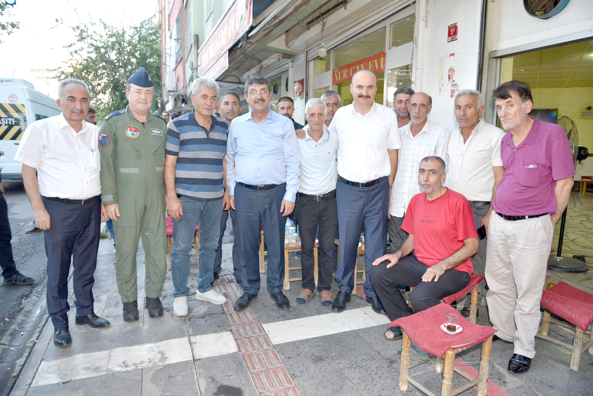 ESNAFLARI ZİYARET ETTİLER