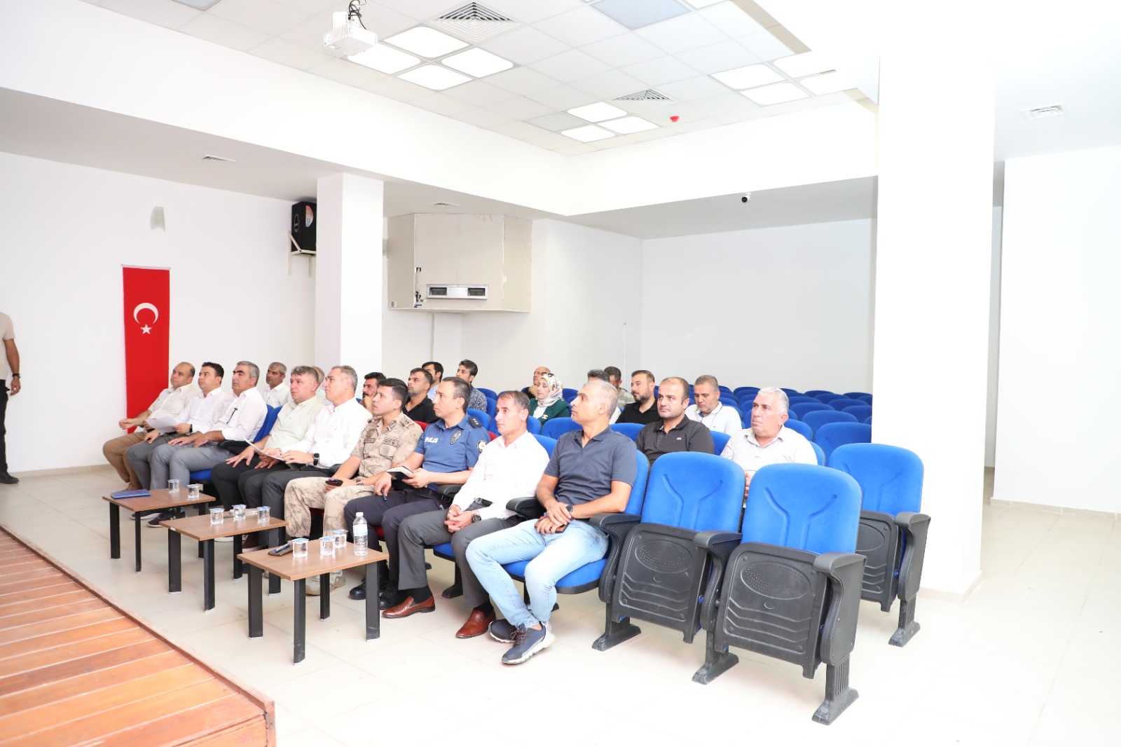 HASANKEYF İLÇESİNDE 1. YARIYIL GÜVENLİK TOPLANTISI DÜZENLENDİ