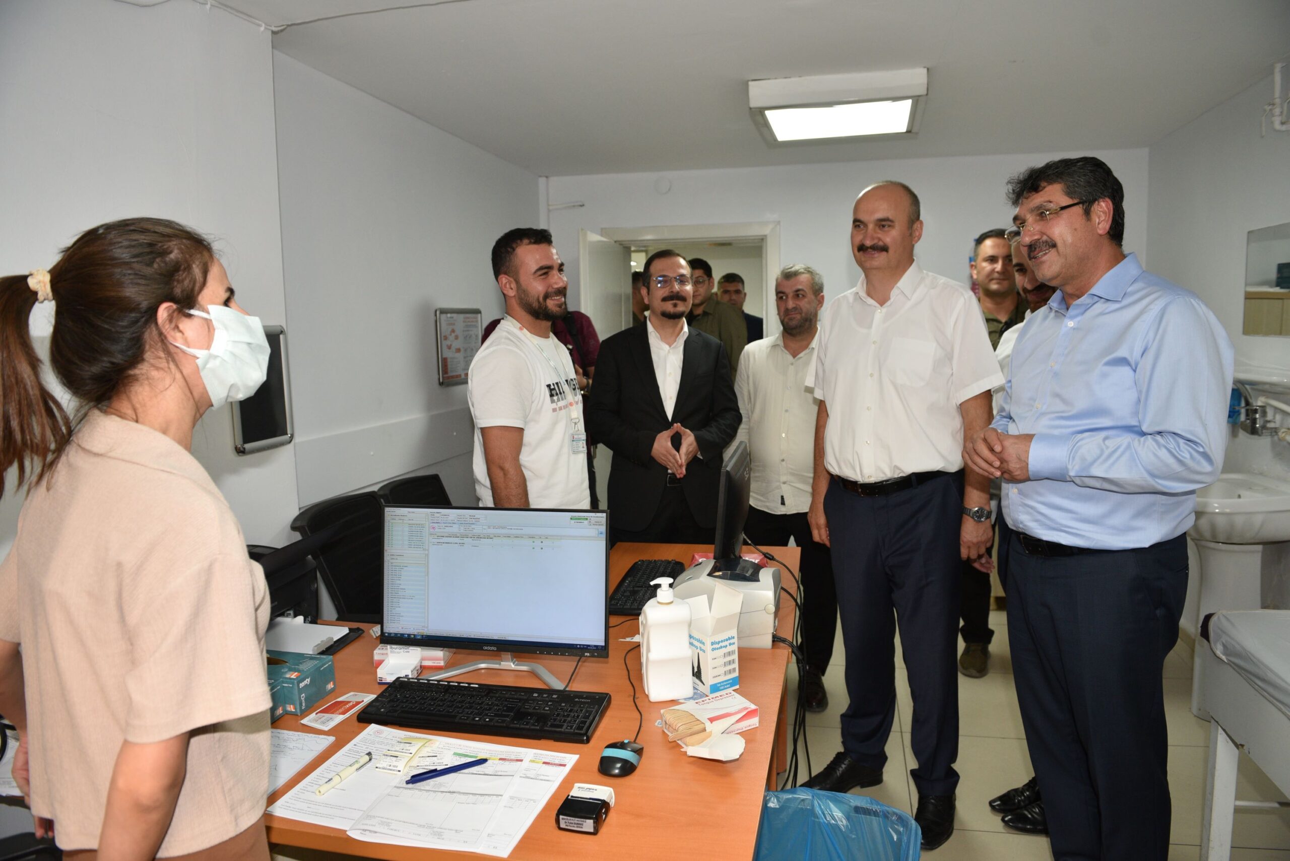 İLUH DEVLET HASTANESİNDE İNCELEMELERDE BULUNDULAR