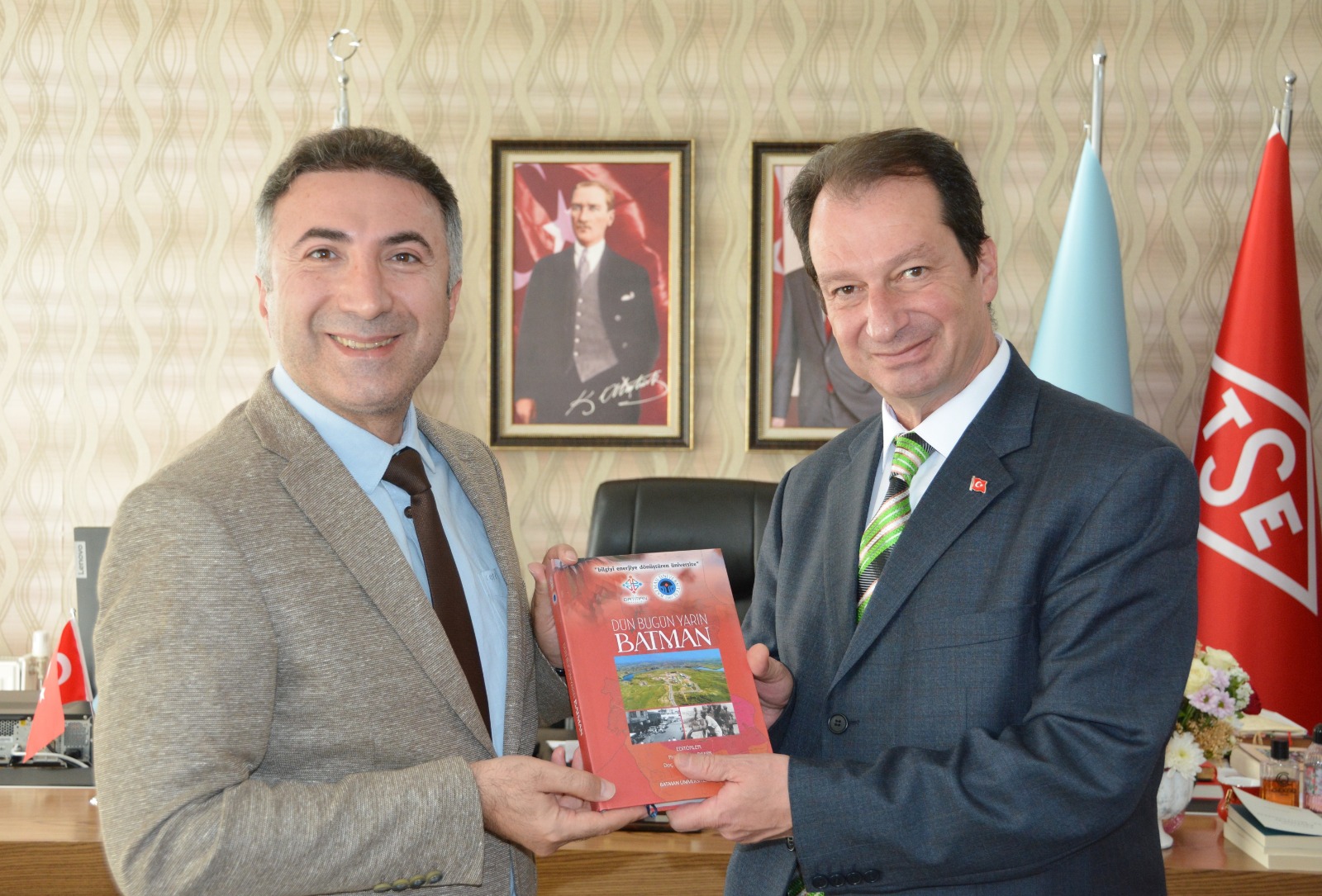 REKTÖR DEMİR’DEN PROF. DR. ERONAT’A ZİYARET