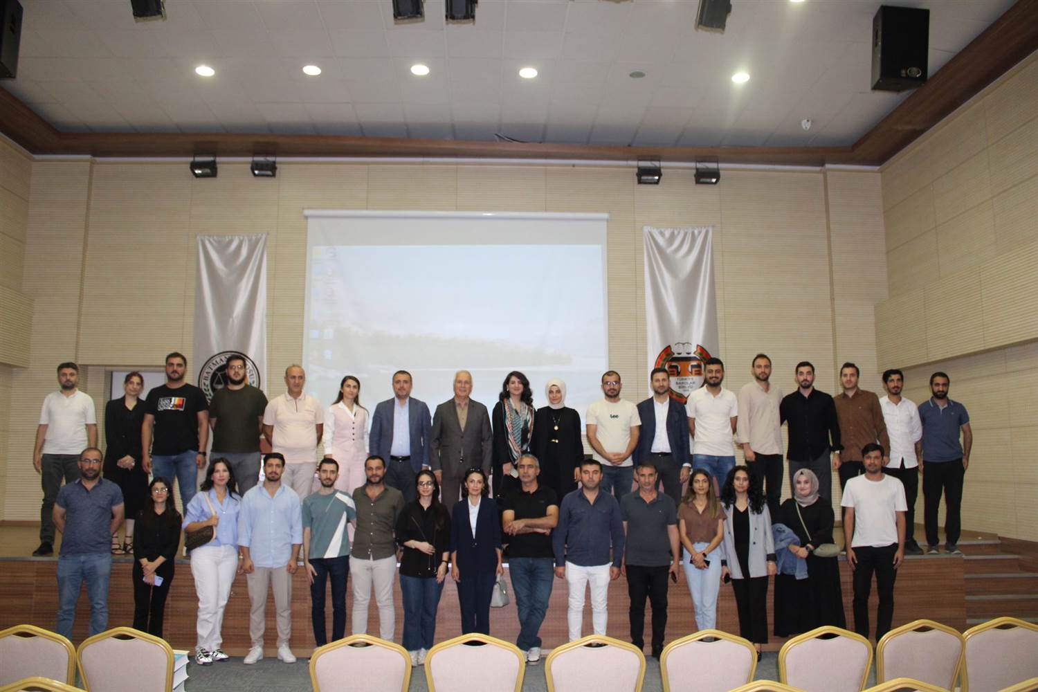 AİLE HUKUKU UYGULAMALARI SEMİNERİ YAPILDI