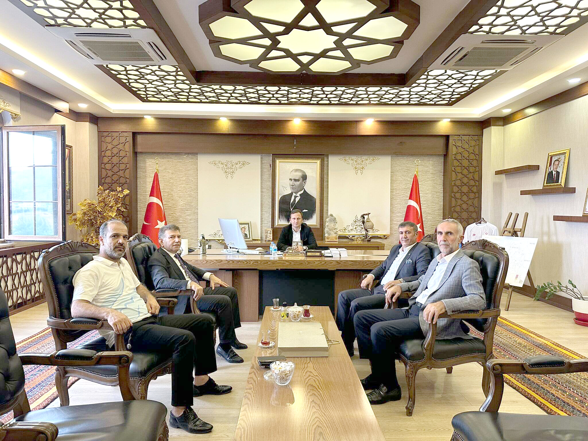 DEMİR’DEN KAYMAKAM GÜNGÖR’E ZİYARET