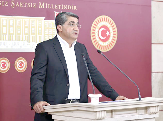 EKMEN, BAKAN YERLİKAYA’YA MEVSİMLİK TARIM İŞÇİLERİNİN GÜVENLİĞİNİ SORDU