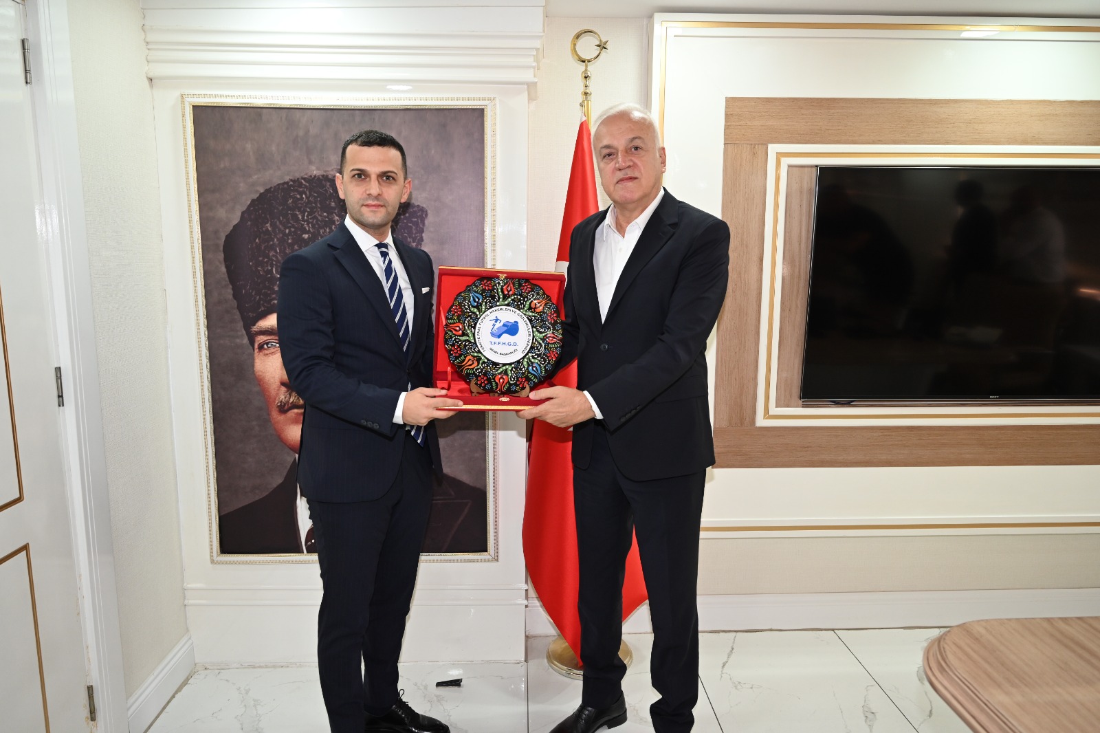 ERDEM, VALİ YARDIMCISI GÖKTAŞ’I ZİYARET ETTİ