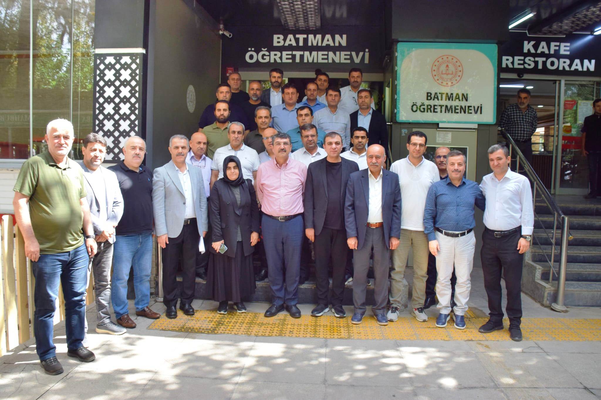 “STK’LAR ETKİN BİR ŞEKİLDE ROL ALMALI”