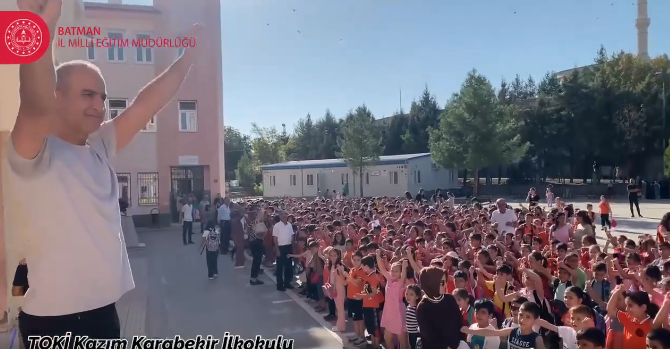 OKULLARDA FİZİKSEL AKTİVİTE İLE BAŞARI ARTIYOR