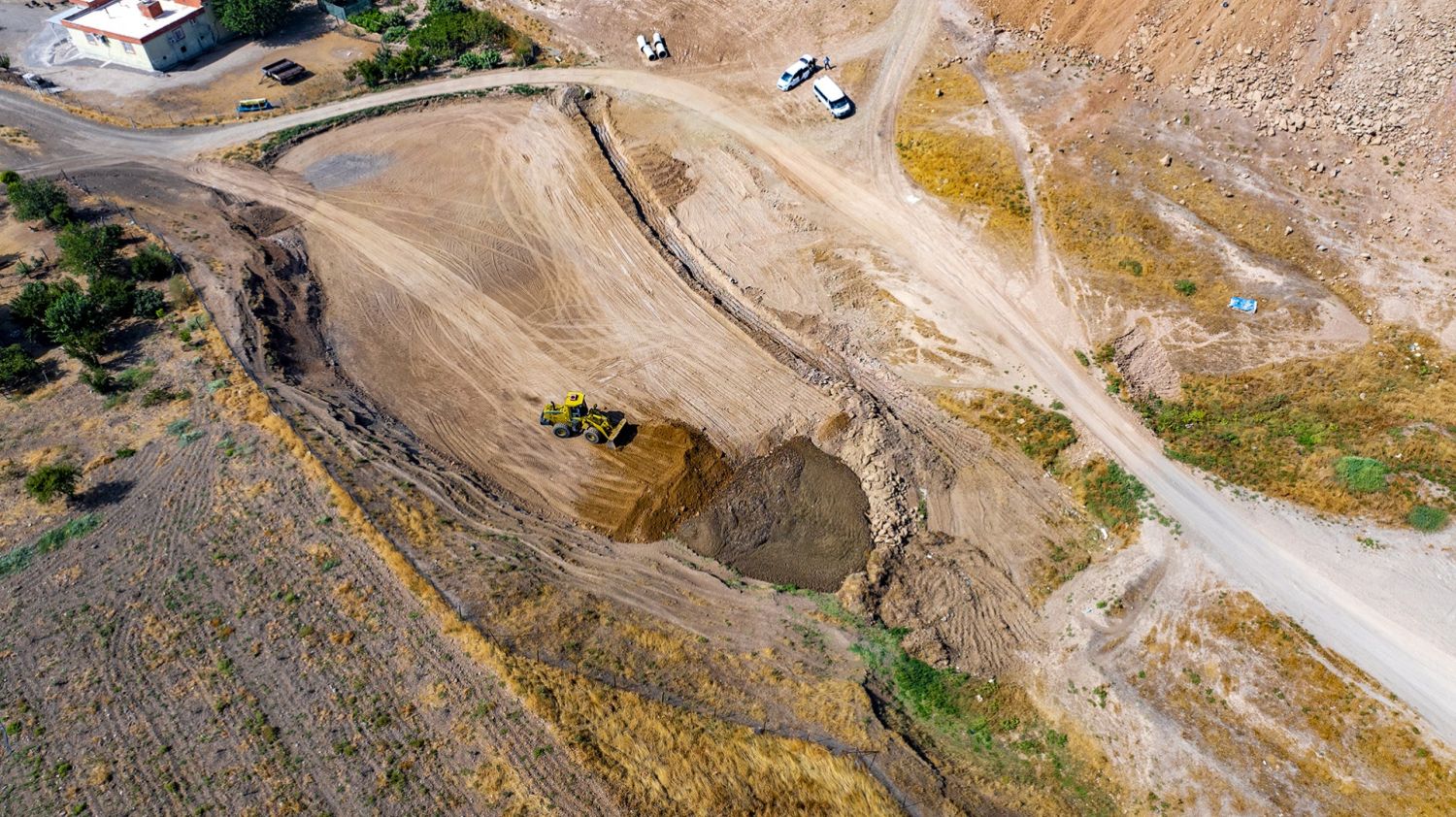 DANALI GÖLETİ DOLGU YAPILARAK ISLAH EDİLDİ