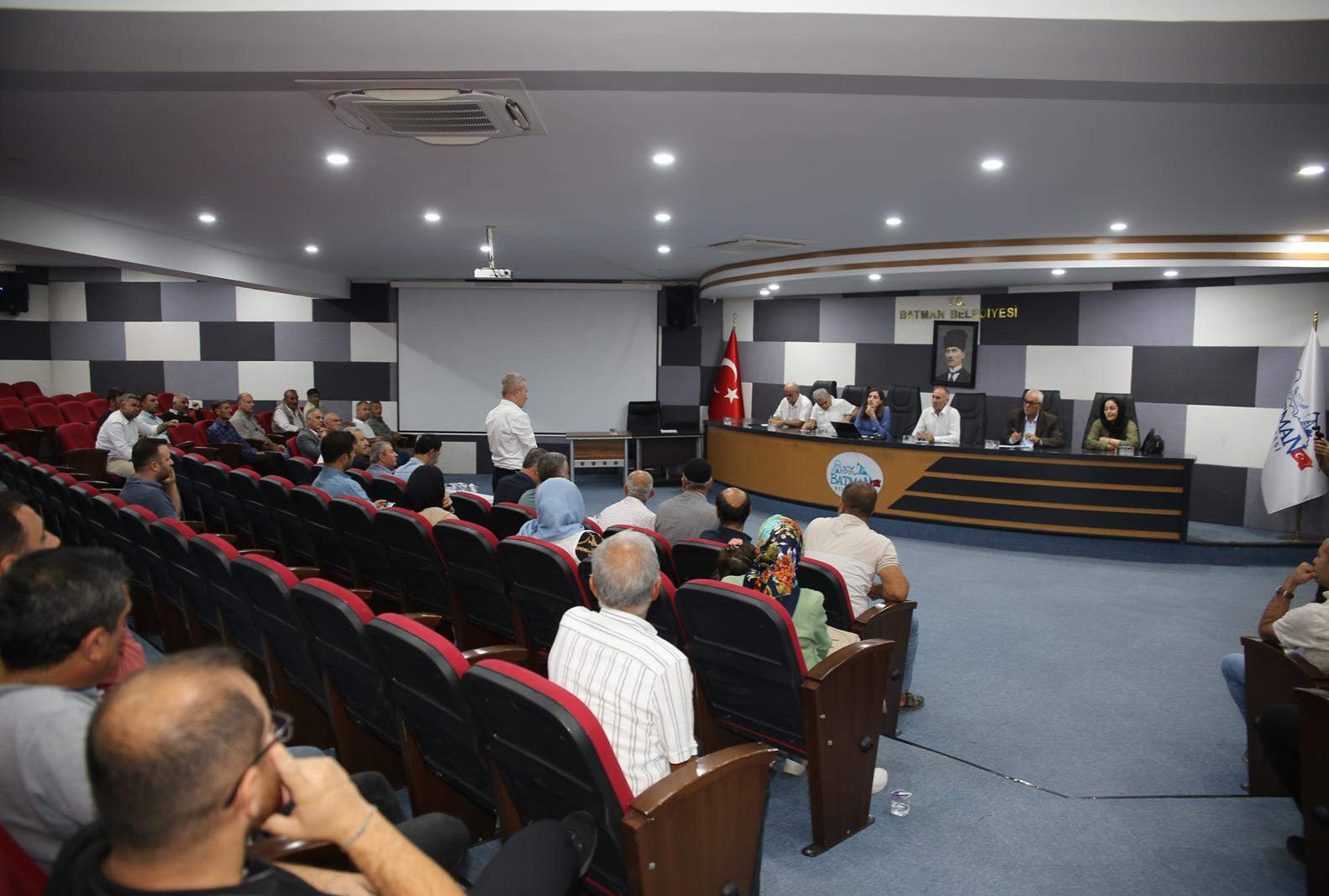 EŞBAŞKANLAR VATANDAŞLARI DİNLEDİ