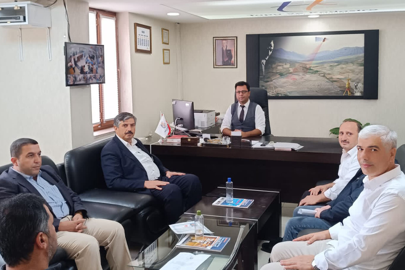 ESNAFIN TAPU SORUNUNU ÇÖZMEK İÇİN ÇALIŞIYOR