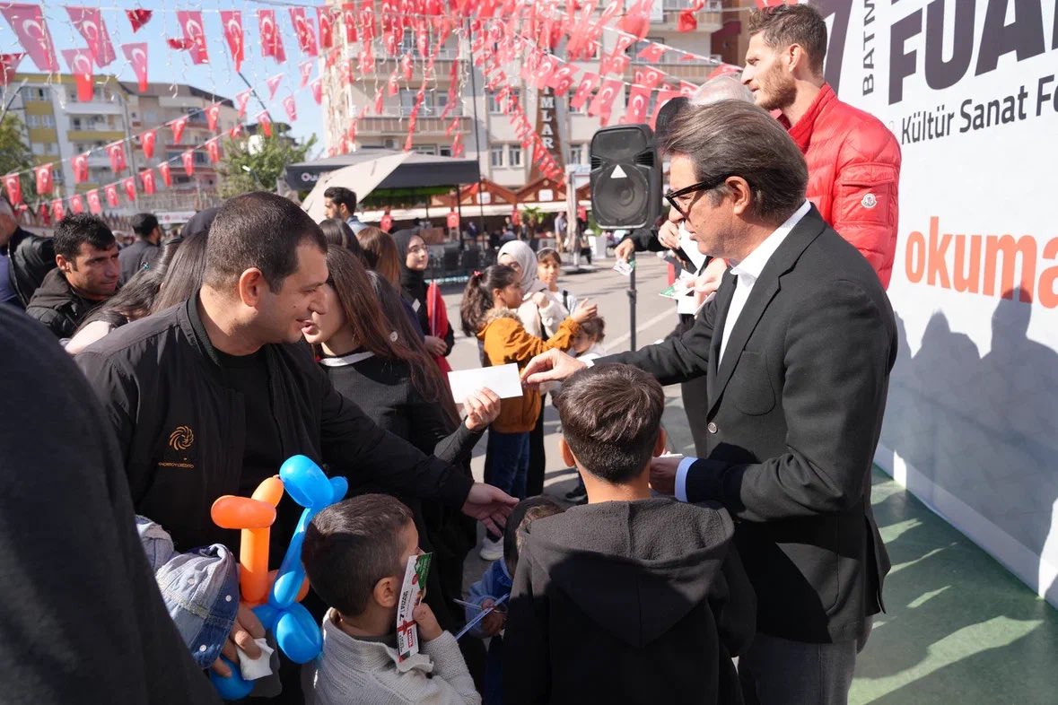 PETROLSPOR, 7. BATMAN KİTAP FUARI’NI ZİYARET ETTİ