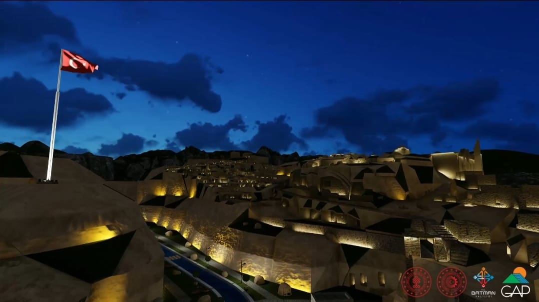 HASANKEYF KALESİ VE MAĞARALARI AYDINLATILIYOR