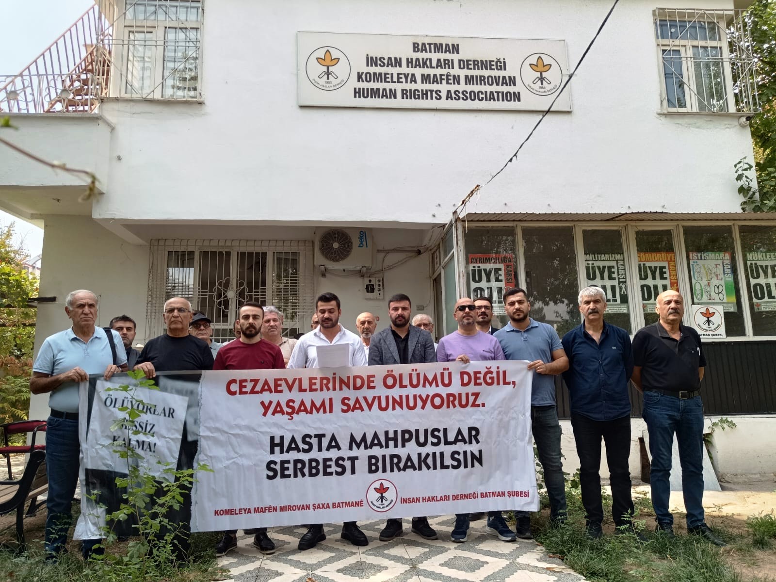 İHD: TAHLİYELERİ ENGELLEYEN KURULLAR İPTAL EDİLSİN