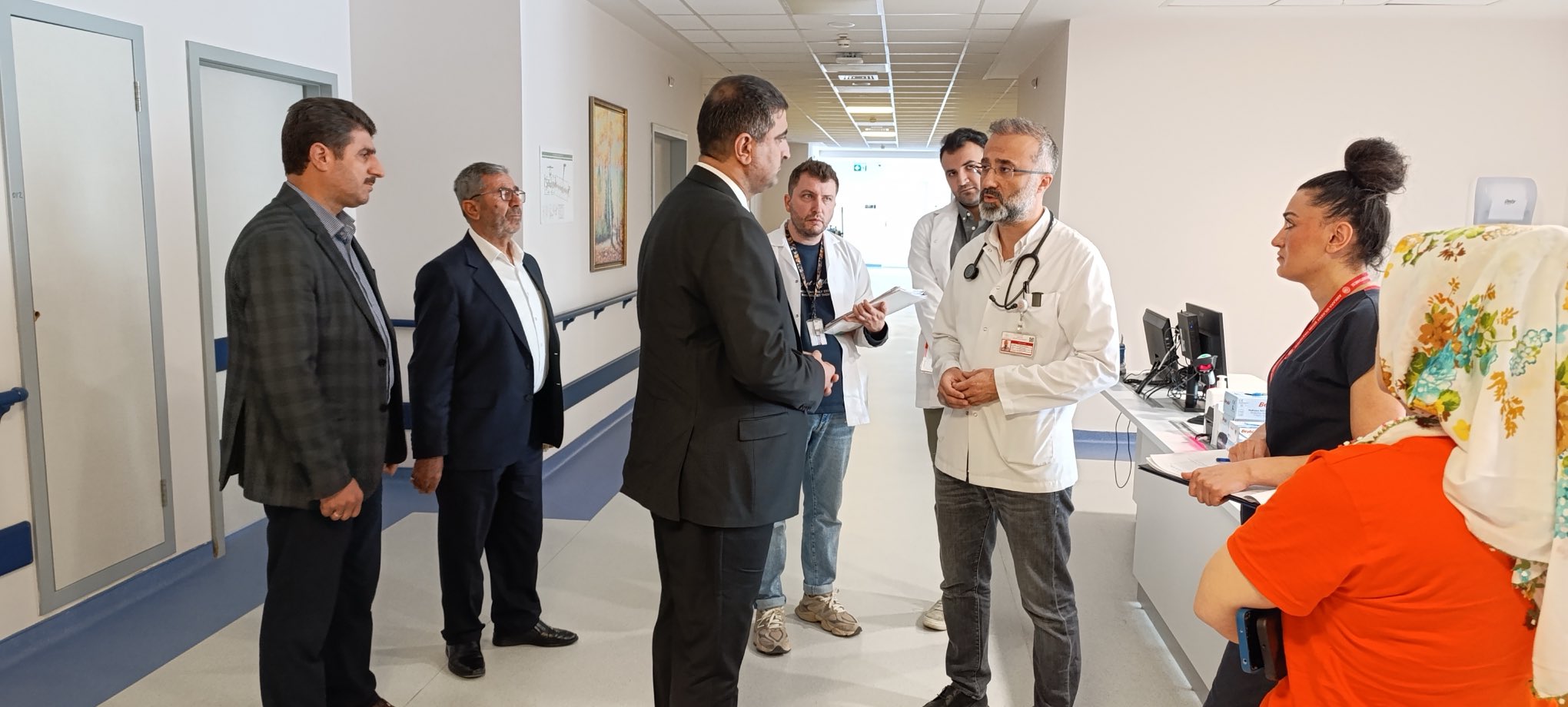 RAMANLI, BENAZİR AYDIN’I HASTANEDE ZİYARET ETTİ