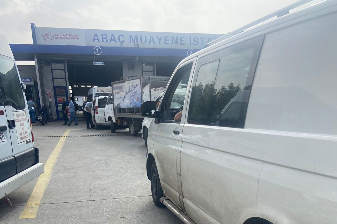 ‘’TÜVTÜRK’TE ARAÇ MUAYENE REZALETİ YAŞANIYOR’’