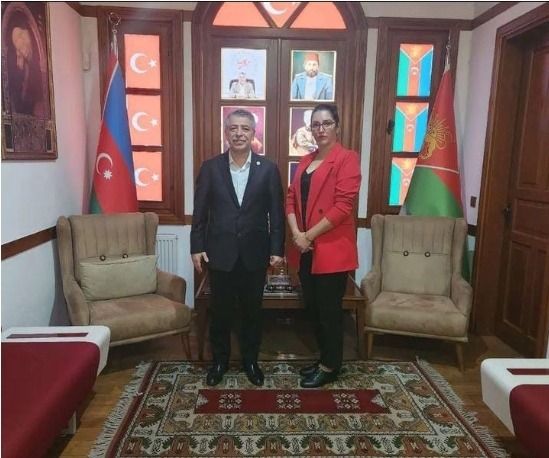 YENİ YÜZYIL PARTİSİ TOROSLAR İLÇE BAŞKANLIĞI’NA FİLİZ DEMİRCİ ATANDI