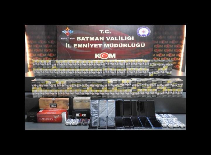 ÇOK SAYIDA KAÇAK ÜRÜN ELE GEÇİRİLDİ