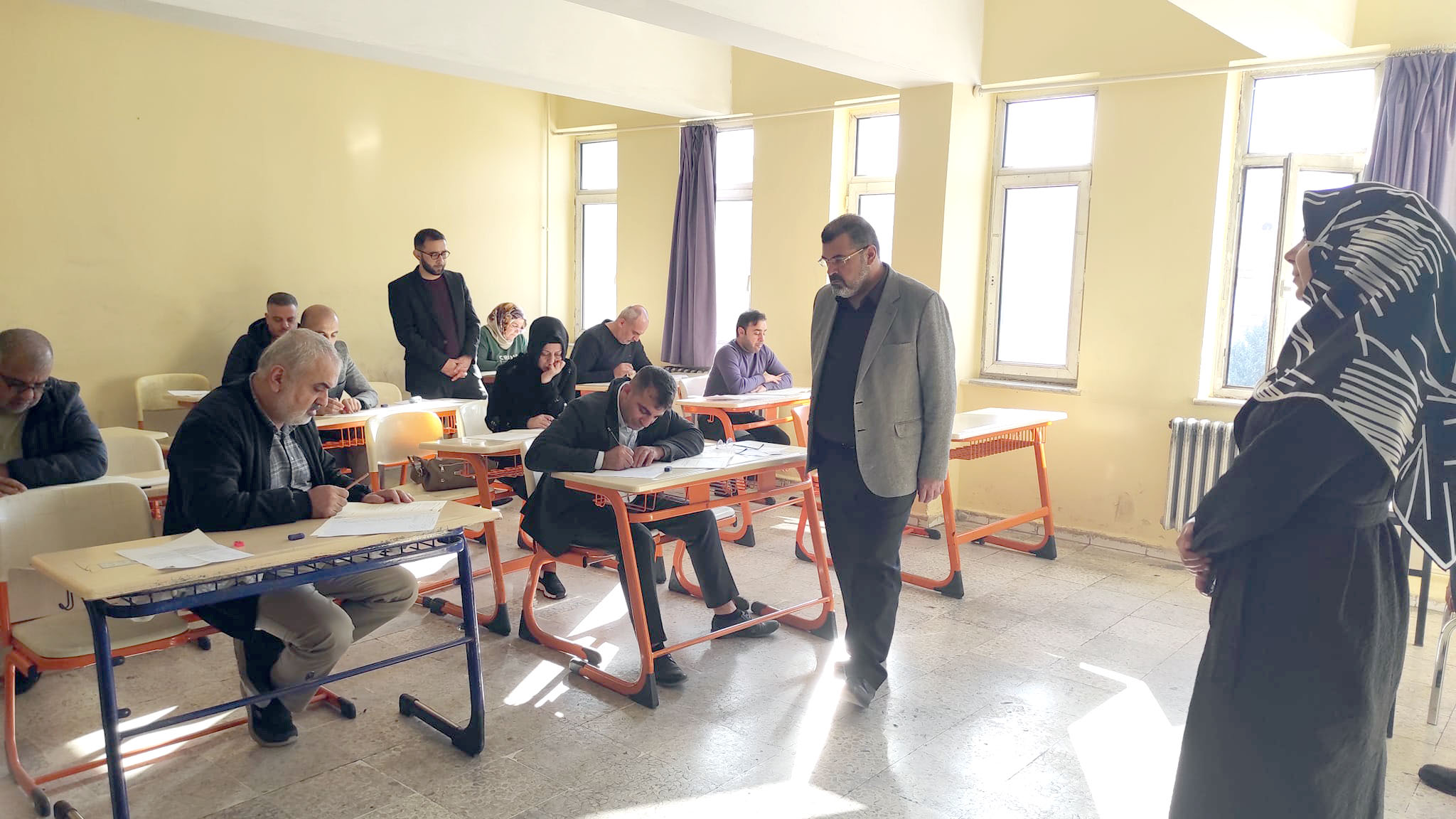 2025 HAC İÇİN SAĞLIK PERSONELİ SINAVI YAPILDI