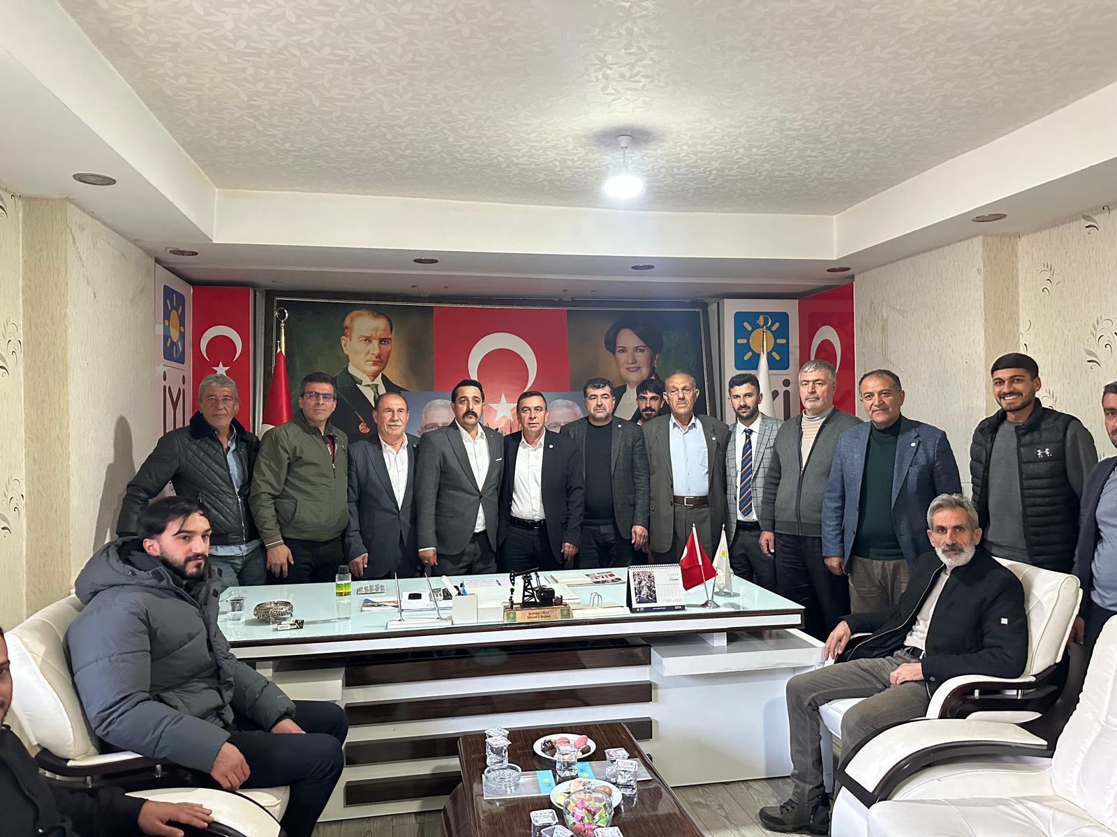 ASLANOĞLU AİLESİ İYİ PARTİ’YE KATILDI