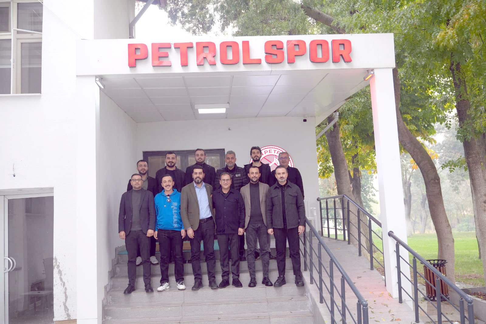 BARO, PETROLSPOR’U ZİYARET ETTİ
