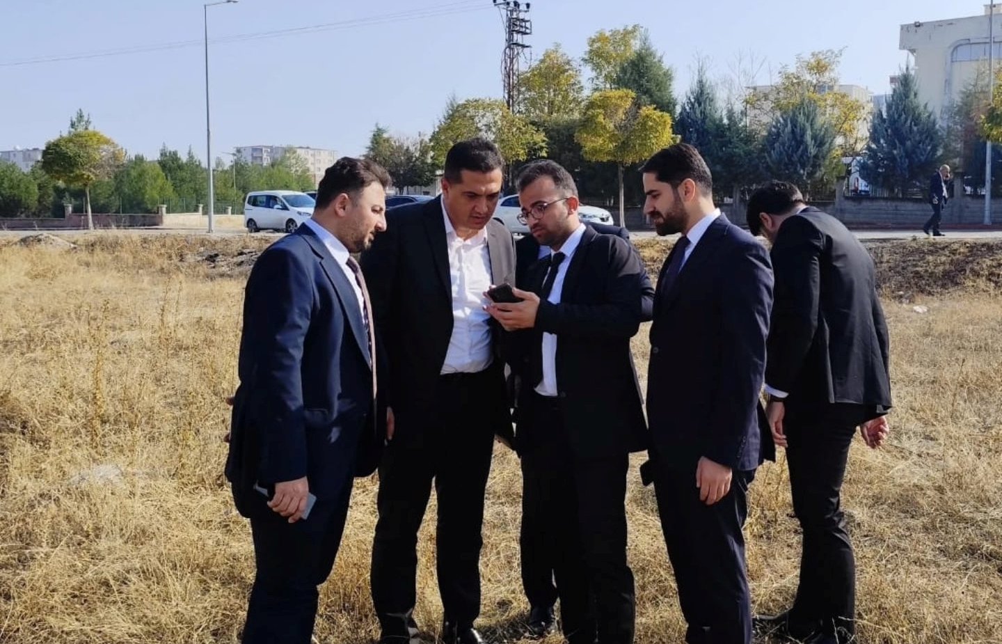 CANPOLAT, BEŞİRİ’DE YENİ SAĞLIK TESİSLERİNİ İNCELEDİ