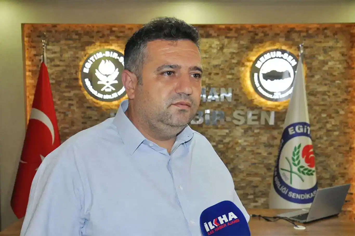 ‘’EĞİTİMSİZ MİLLET, ÖĞRETMENSİZ EĞİTİM OLMAZ’’