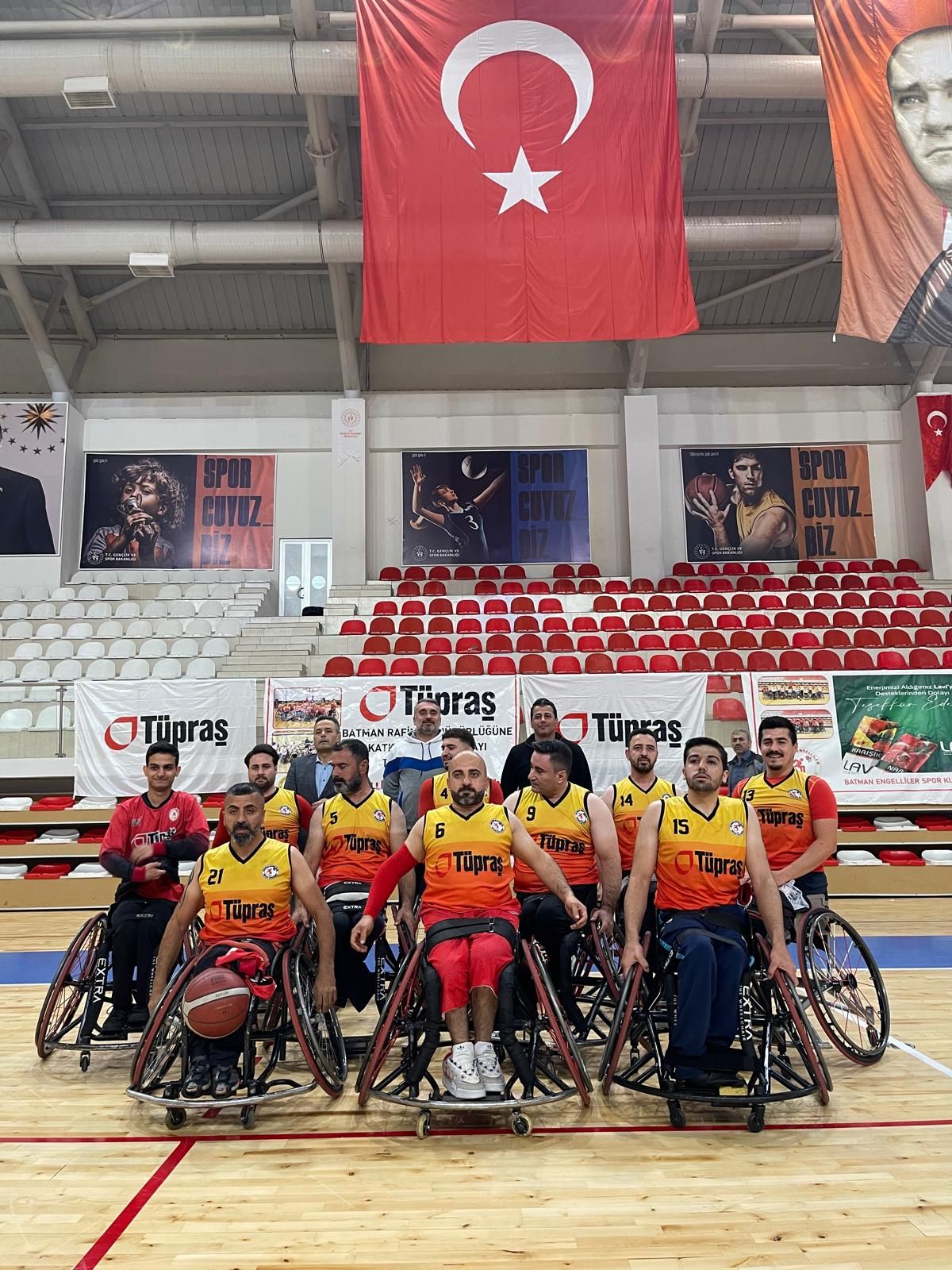 ENGELLİ BASKETÇİLER, MUŞ’U 56-44 YENDİ