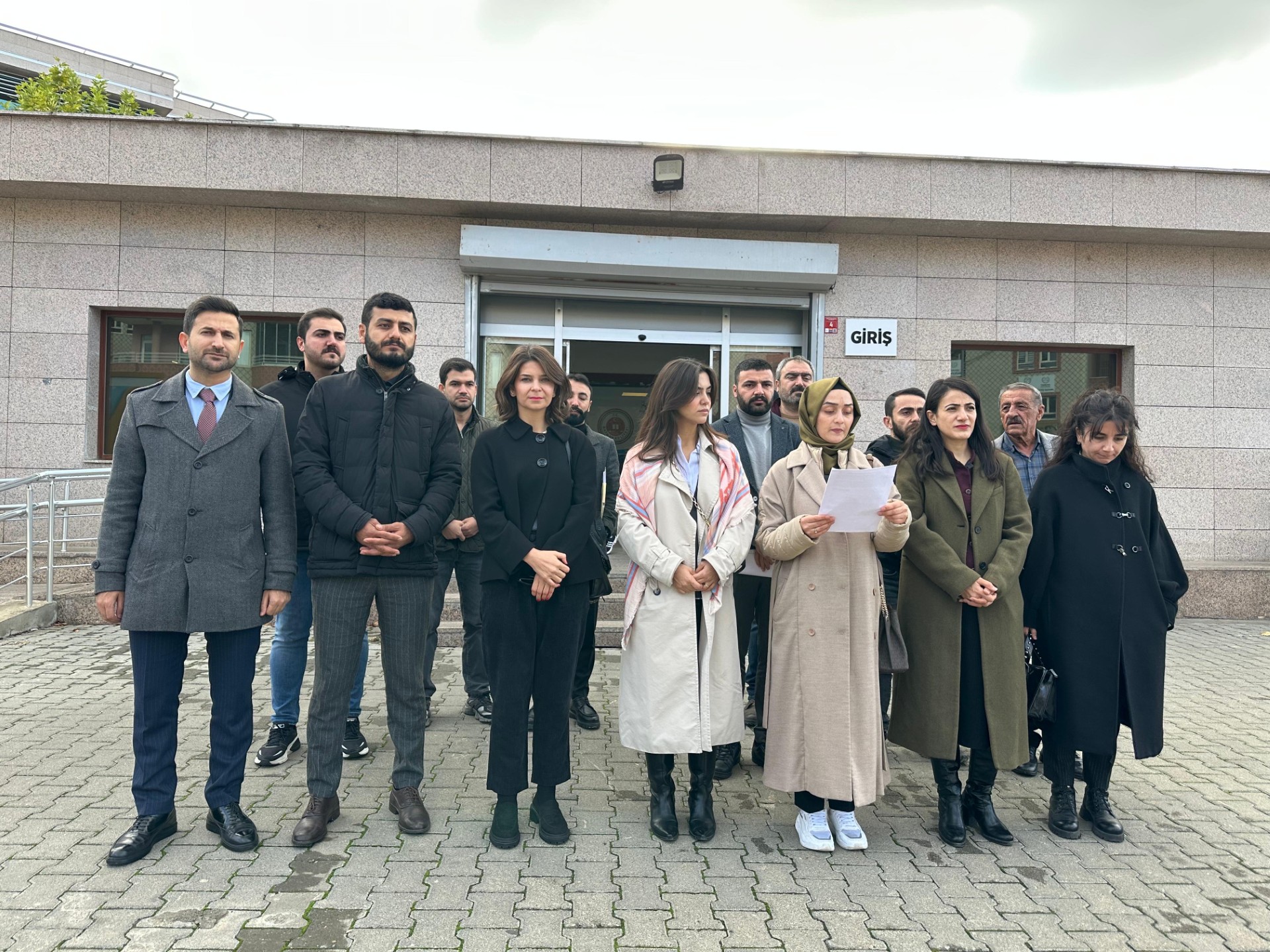 “KADINA YÖNELİK ŞİDDETLE MÜCADELEMİZİ SÜRDÜRECEĞİZ”