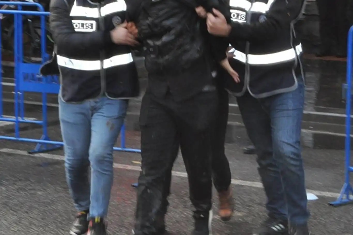 KAYYUM OLAYLARINDA 33 KİŞİ TUTUKLANDI