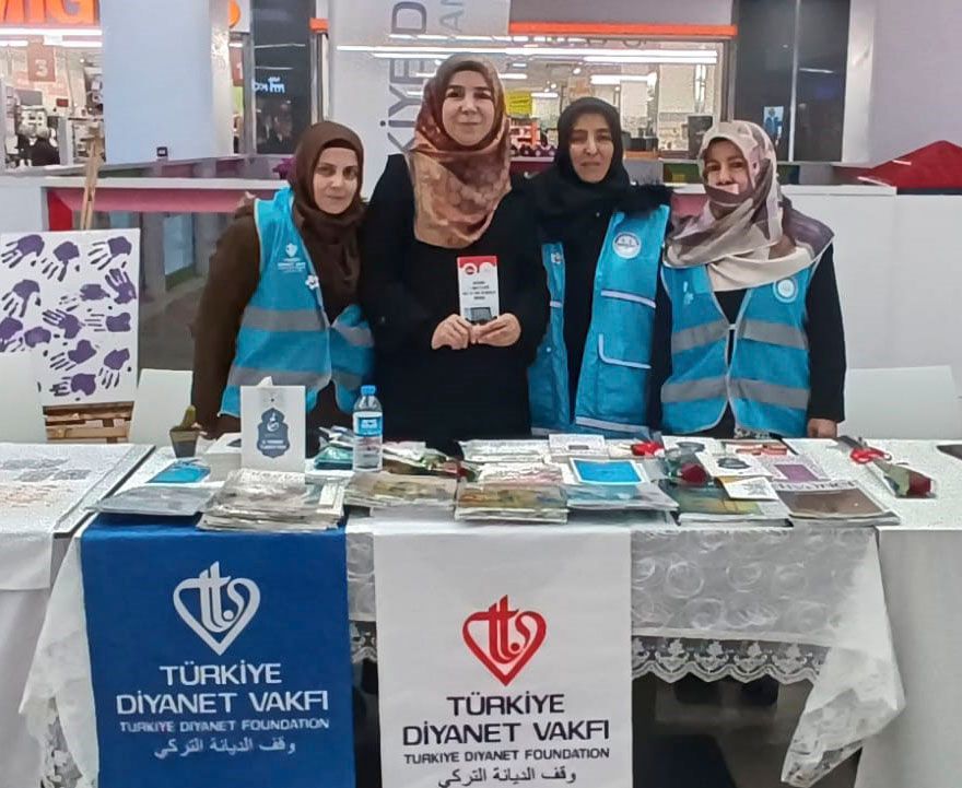 Müftülükten kadına yönelik şiddete karşı bilgilendirme standı