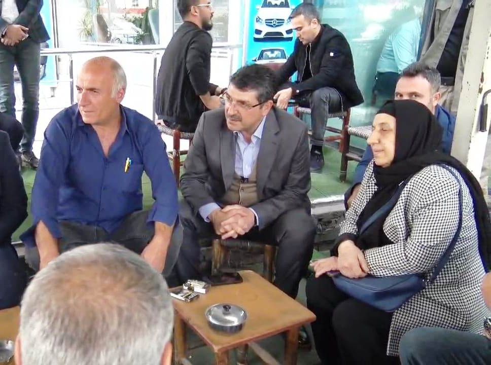 NASIROĞLU, VATANDAŞLARLA ÇAY İÇİP SOHBET ETTİ