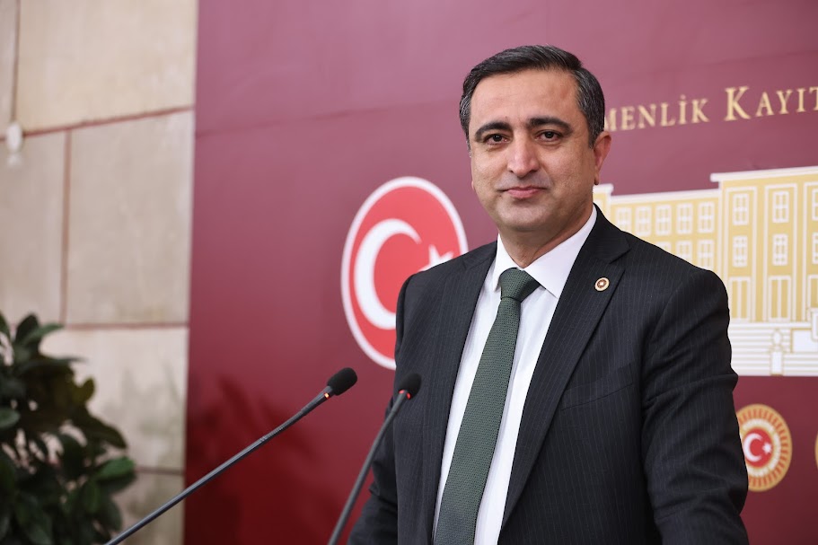 RAMANLI: CHP’YE YAPILANLARA ‘OH OLSUN’ DEMEYİZ