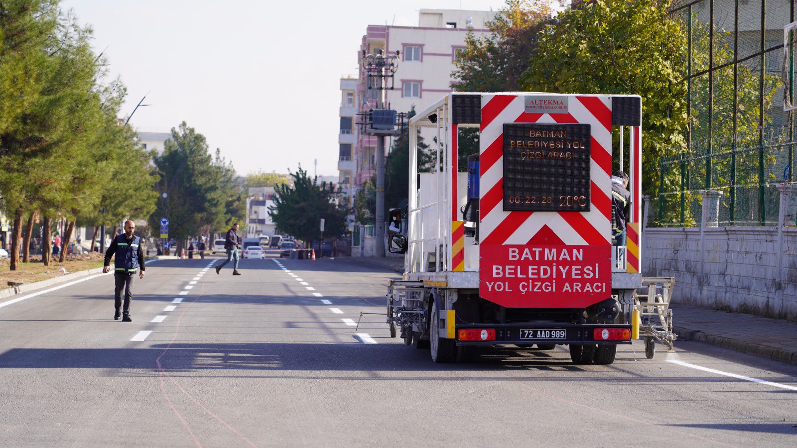 YOL ÇİZGİSİ ÇALIŞMALARI HIZLANDIRILDI