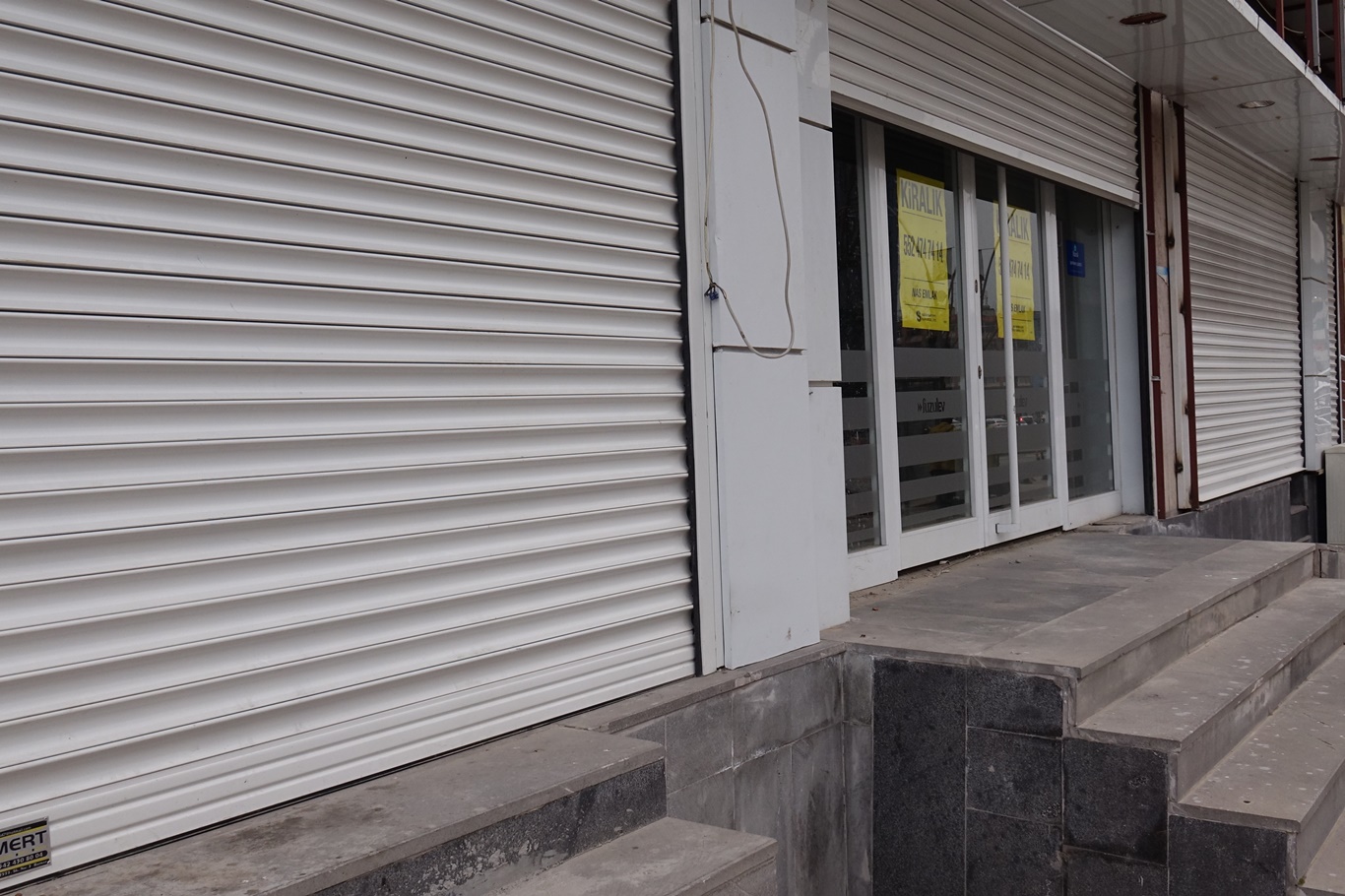 Yüksek Kiralar Esnafa Kepenk Kapattırıyor