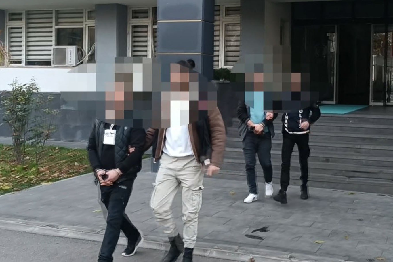 Durdurulan Araçta Uyuşturucu Ele Geçirildi